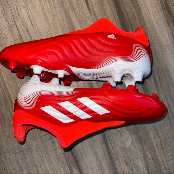 Adidas Kids unisex football CleatsCopa Sensered size 55